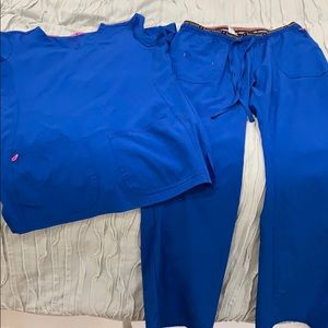 HEARTSOUL ROYAL BLUE SCRUB SET